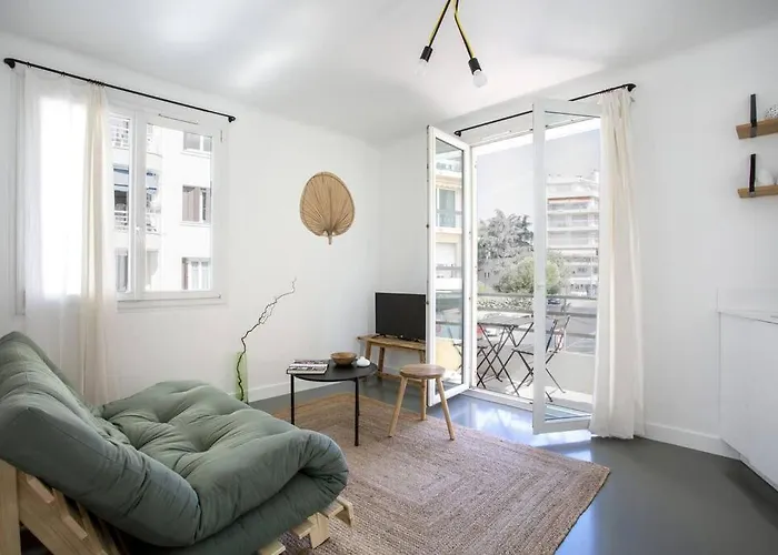 Appartement 3 Pieces / Proche Plage / Centre / Clim